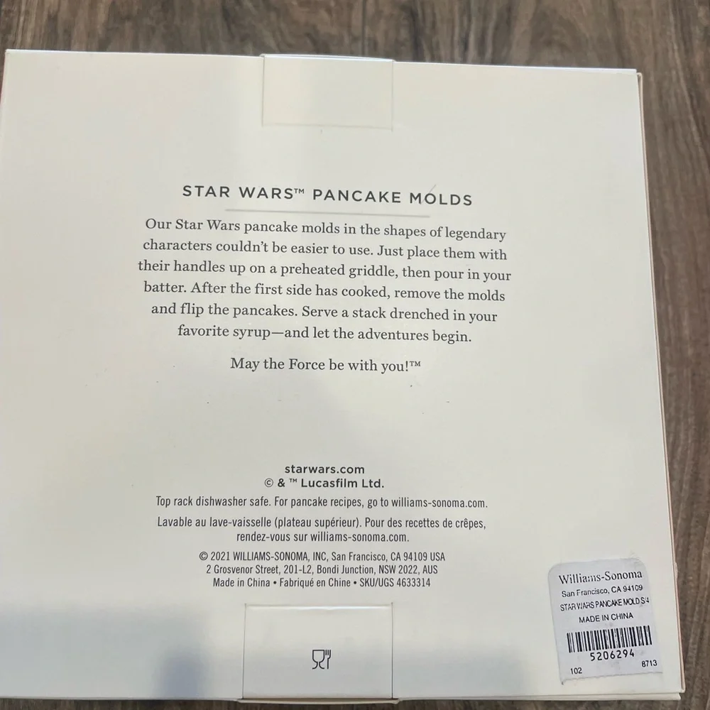 Williams Sonoma Star Wars pancake molds. BRAND NEW